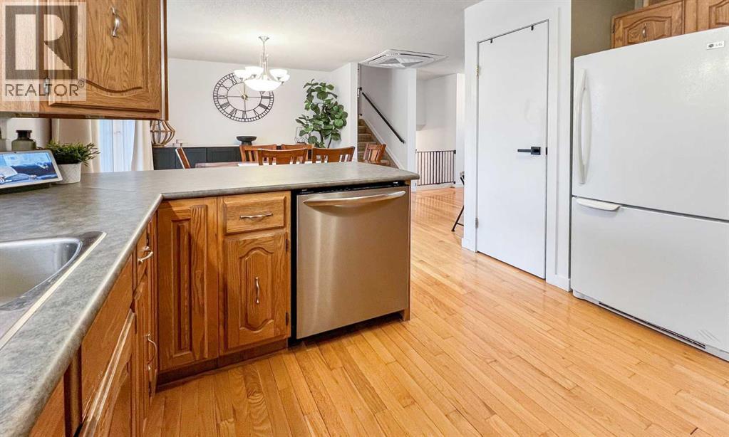 6301 41 Avenue, Stettler, Alberta  T0C 2L1 - Photo 12 - A2232637