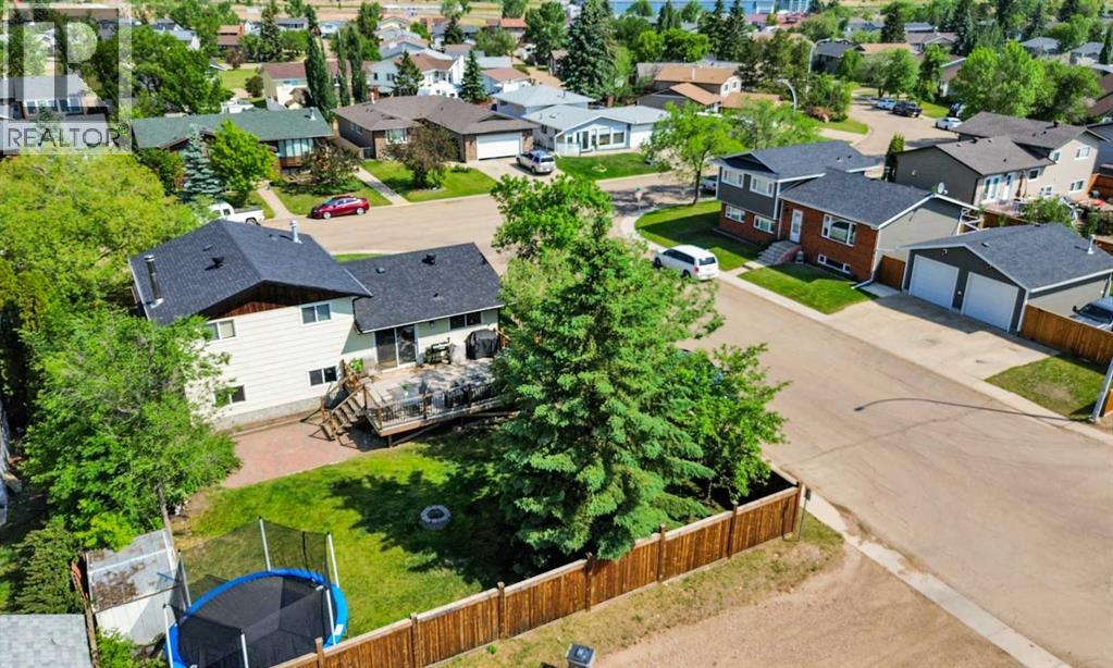 6301 41 Avenue, Stettler, Alberta  T0C 2L1 - Photo 2 - A2232637