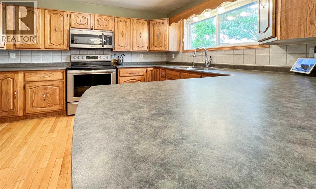 6301 41 Avenue, Stettler, Alberta  T0C 2L1 - Photo 11 - A2232637