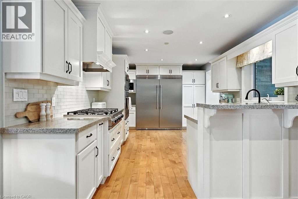 2147 Paisley Avenue, Burlington, Ontario  L7R 1W1 - Photo 3 - 40772268