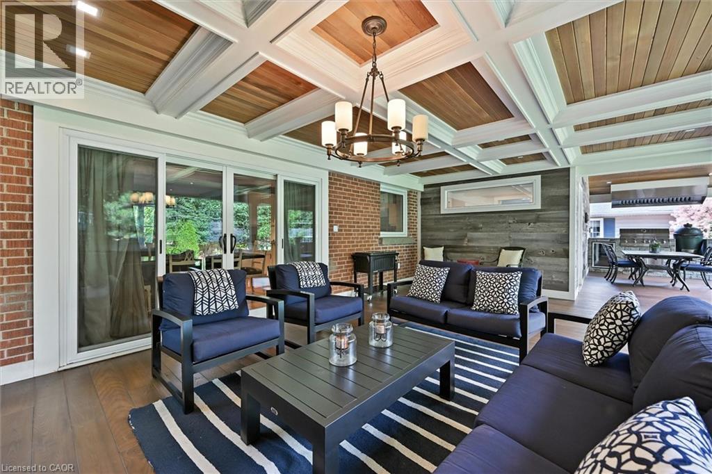 2147 Paisley Avenue, Burlington, Ontario  L7R 1W1 - Photo 2 - 40772268