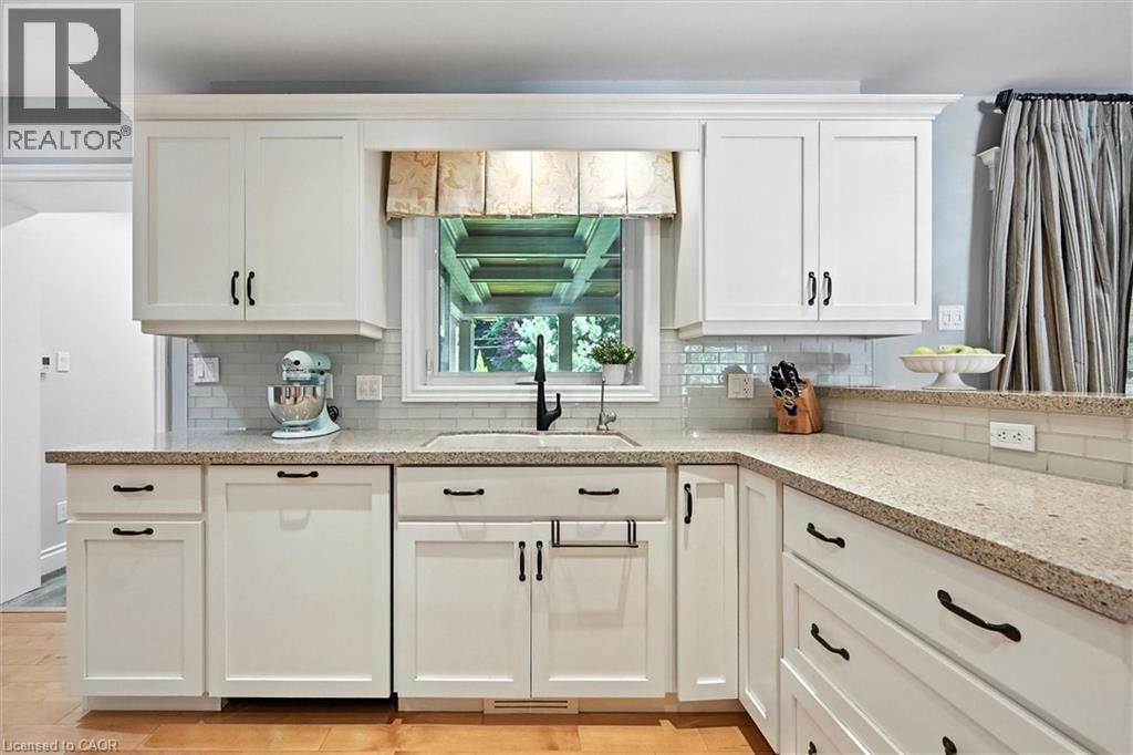 2147 Paisley Avenue, Burlington, Ontario  L7R 1W1 - Photo 15 - 40772268