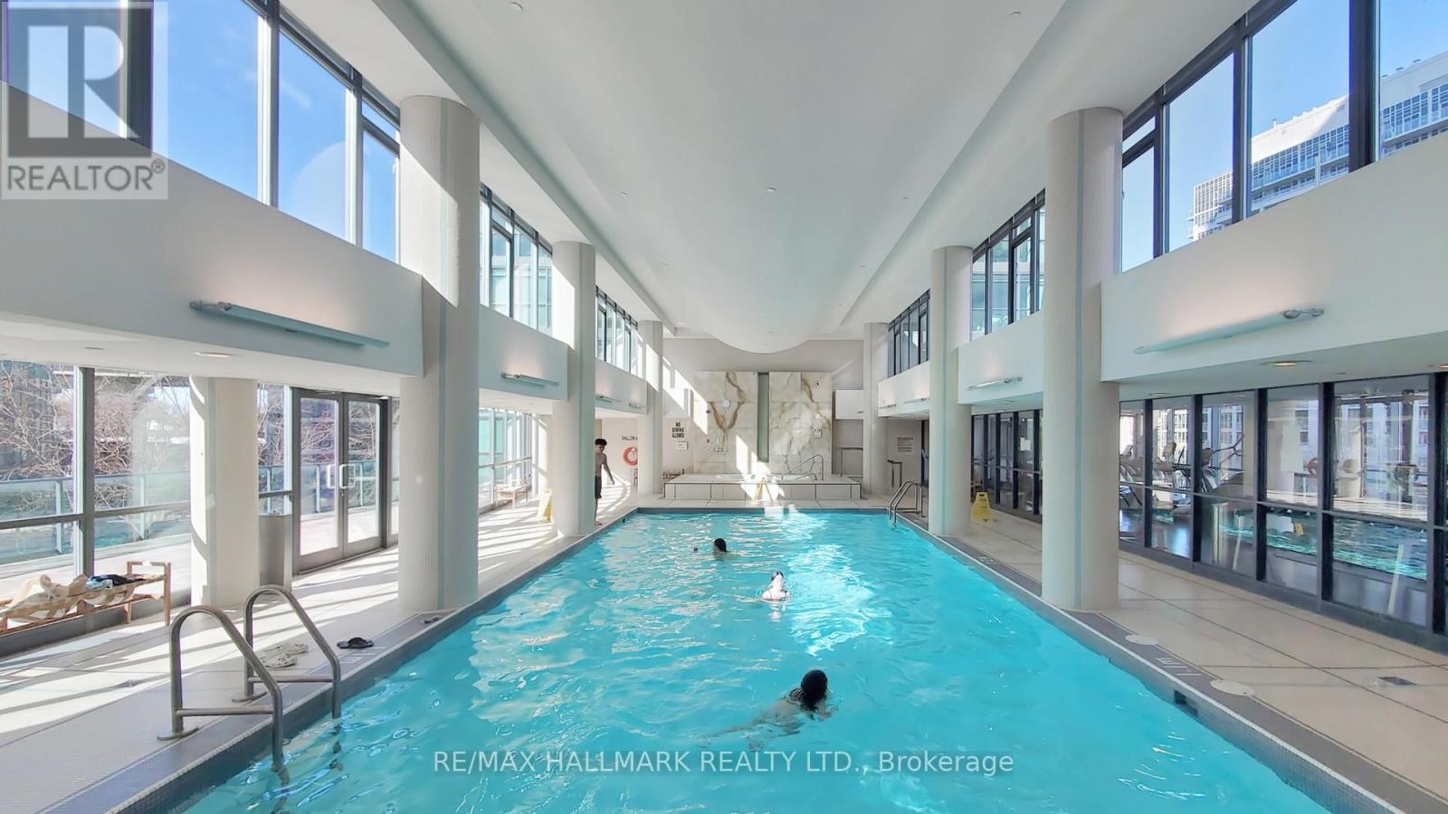 1607 - 215 Fort York Boulevard, Toronto, Ontario  M5V 4A2 - Photo 20 - C12492132