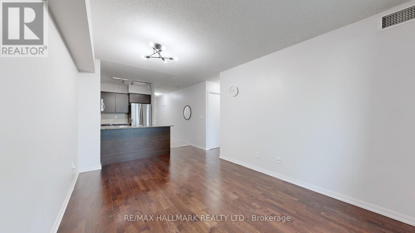 1607 - 215 Fort York Boulevard, Toronto, Ontario  M5V 4A2 - Photo 6 - C12492132