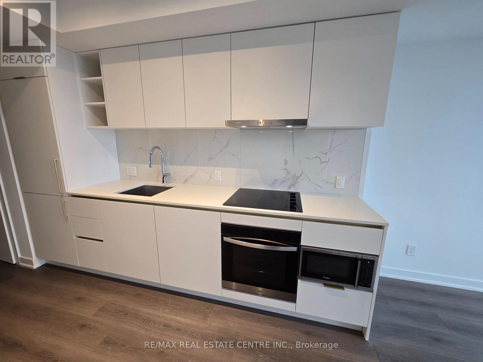 3011 - 8 Wellesley St W Street, Toronto, Ontario  M4Y 0J5 - Photo 5 - C12492152