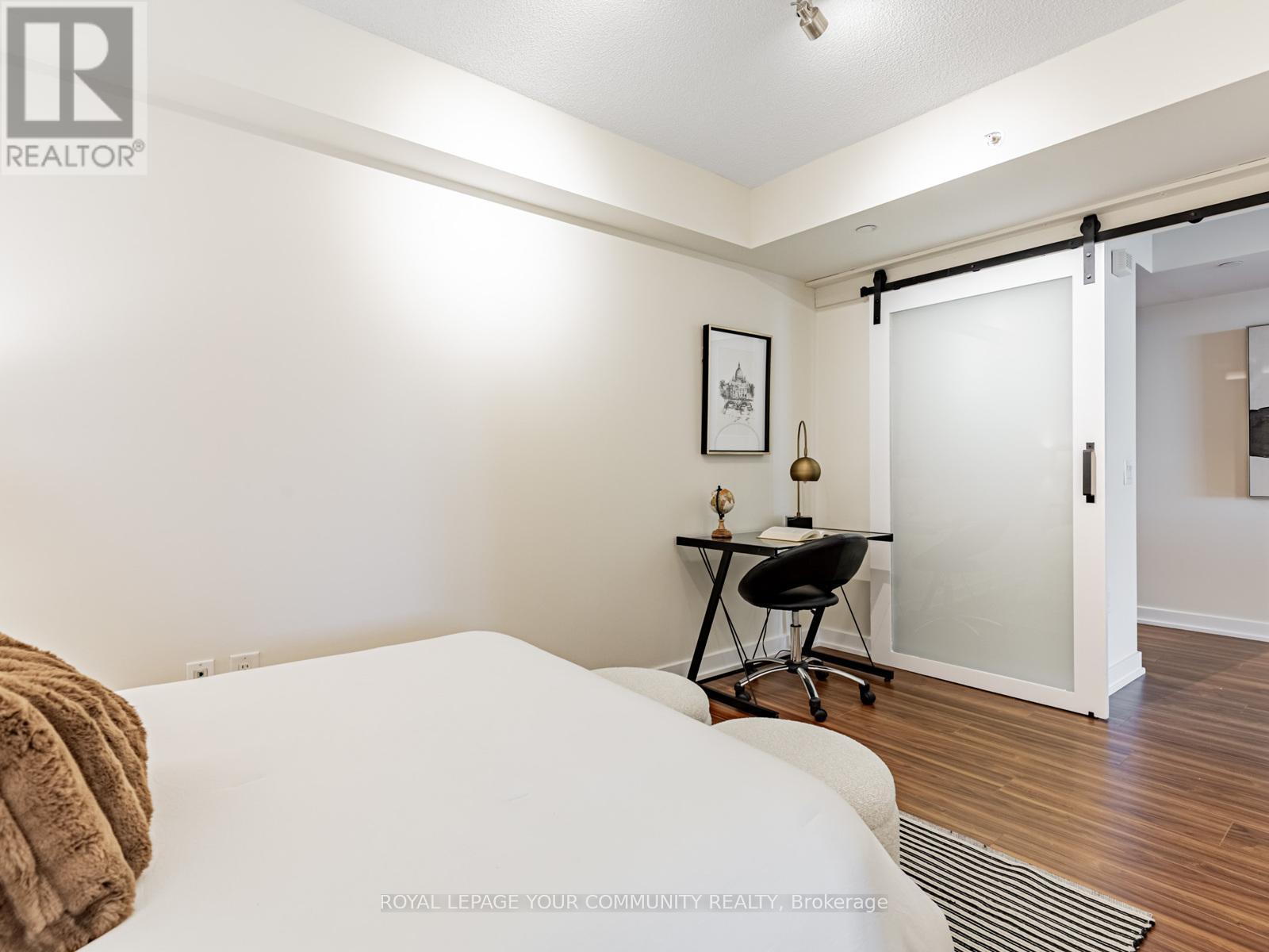 3002 - 85 Queens Wharf Road, Toronto, Ontario  M5V 0J9 - Photo 15 - C12492254