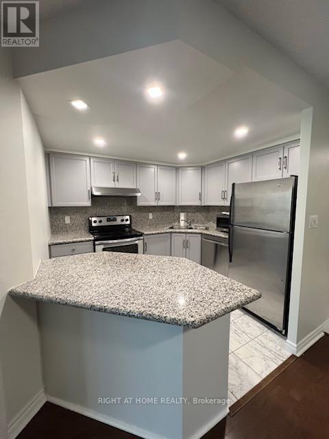 1019 - 168 Simcoe Street, Toronto, Ontario  M5H 4C9 - Photo 6 - C12492268