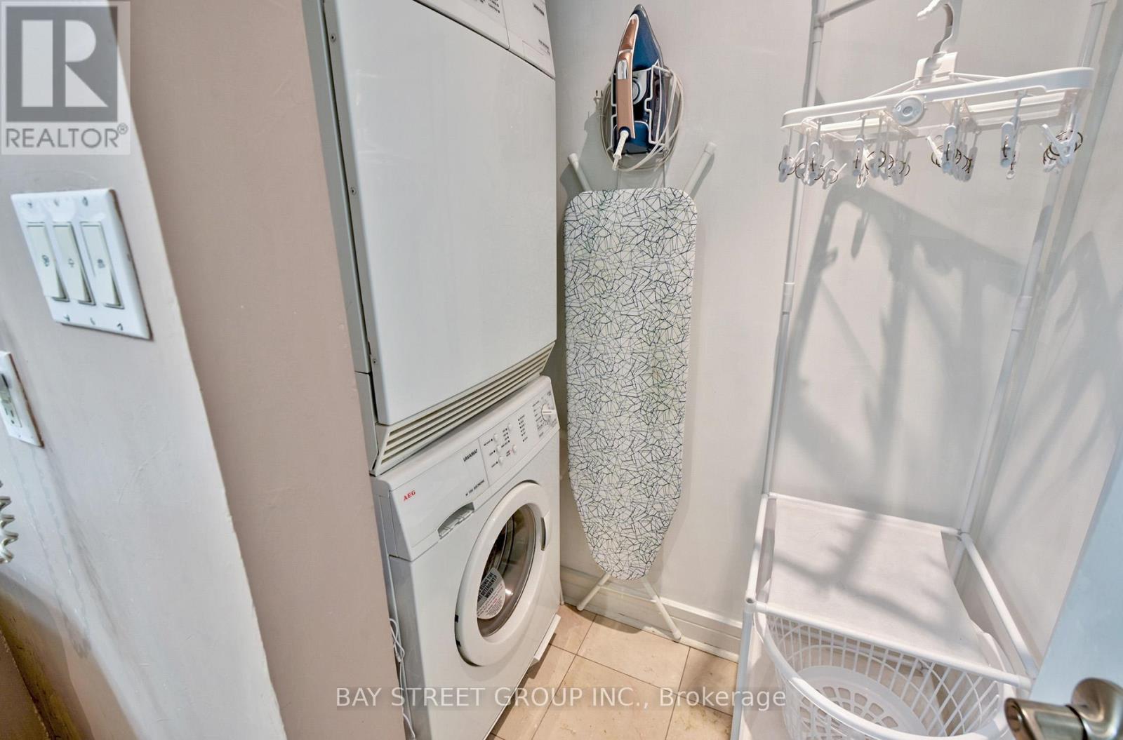 Uph3 - 1 Avondale Avenue, Toronto, Ontario  M2N 7J1 - Photo 21 - C12492330