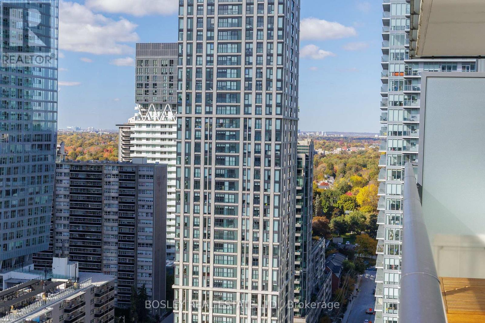 2112 - 185 Roehampton Avenue, Toronto, Ontario  M4P 0C6 - Photo 10 - C12492404