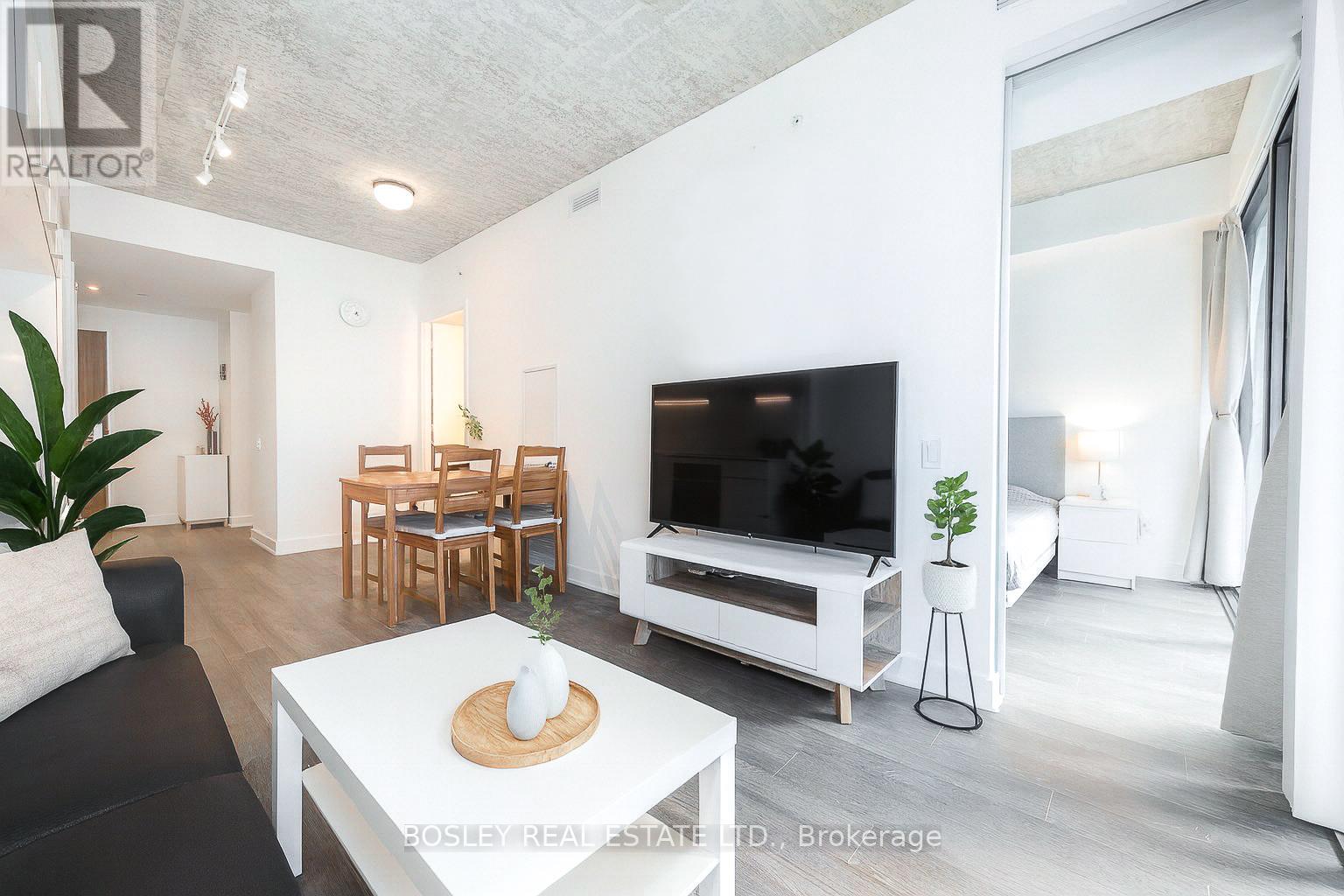 2112 - 185 Roehampton Avenue, Toronto, Ontario  M4P 0C6 - Photo 4 - C12492404