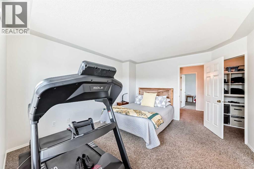 102 Mt Mckenzie Gardens Se, Calgary, Alberta  T2Z 2P9 - Photo 32 - A2264072