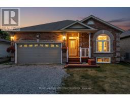 39 FARLEY CIRCLE, Georgina, Ontario