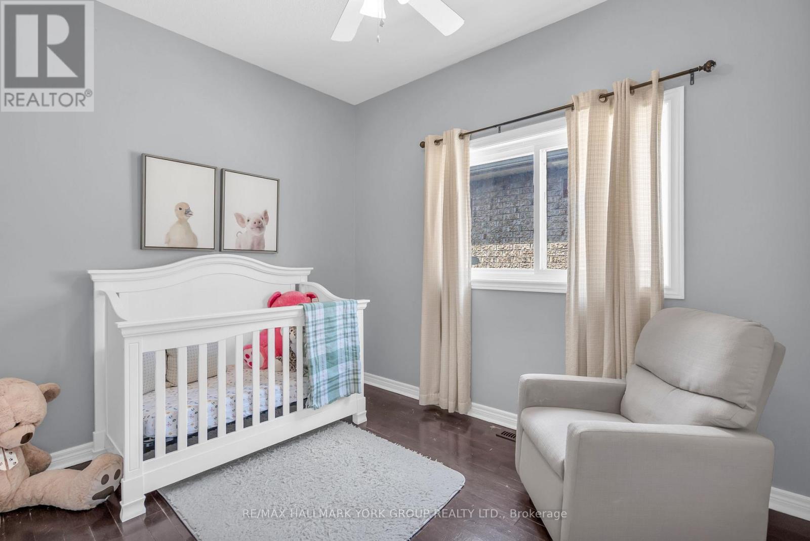 39 Farley Circle, Georgina, Ontario  L0E 1S0 - Photo 22 - N12467826