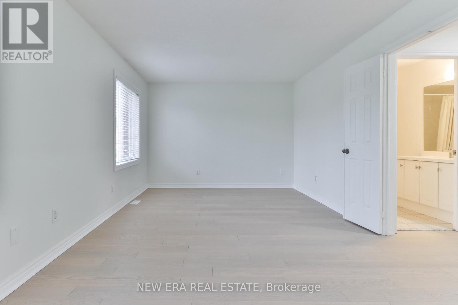 3 Sharon Lee Drive, Markham, Ontario  L6C 2J6 - Photo 17 - N12473788