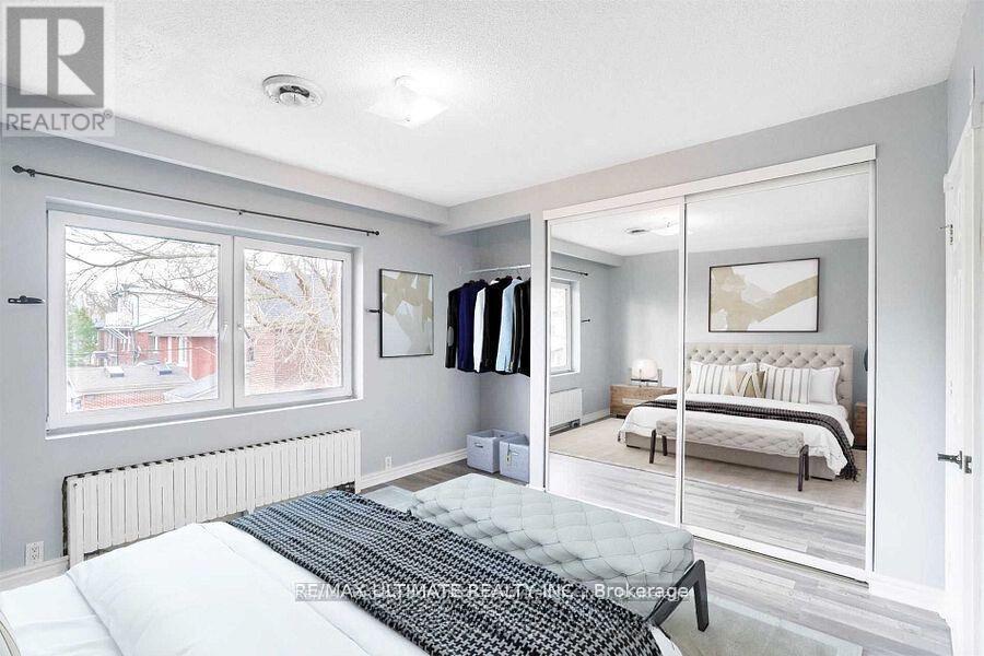 Upper - 745 Coxwell Avenue, Toronto, Ontario  M4C 3C5 - Photo 15 - E12492196