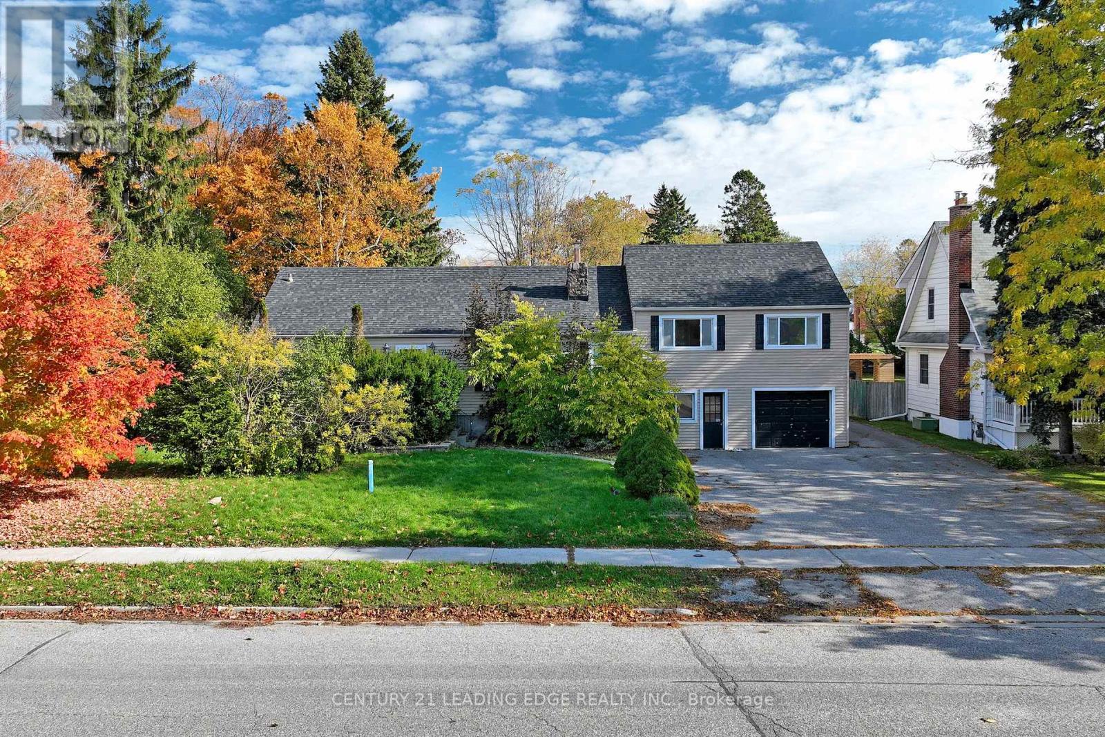 1717 BROCK STREET S, Whitby, Ontario