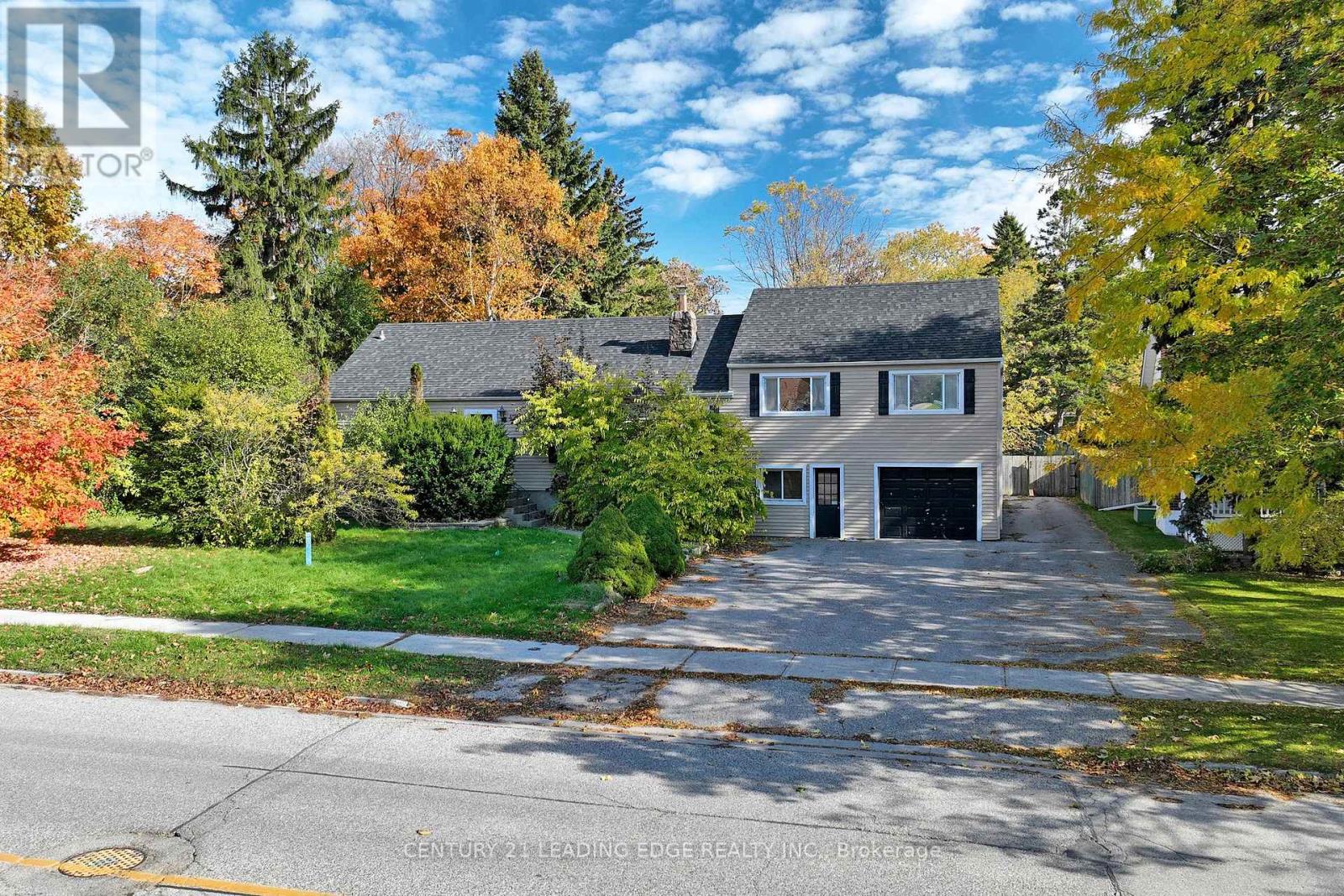 1717 Brock Street S, Whitby, Ontario  L1N 4M7 - Photo 2 - E12492340