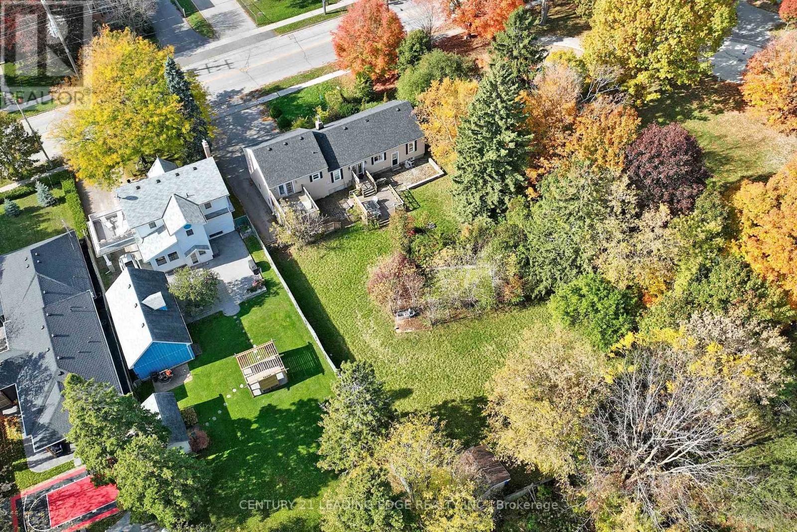 1717 Brock Street S, Whitby, Ontario  L1N 4M7 - Photo 9 - E12492392