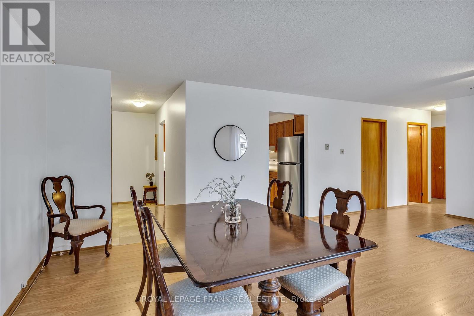 201 - 2406 Mountland Drive, Peterborough West, Ontario  K9K 2E1 - Photo 9 - X12492562