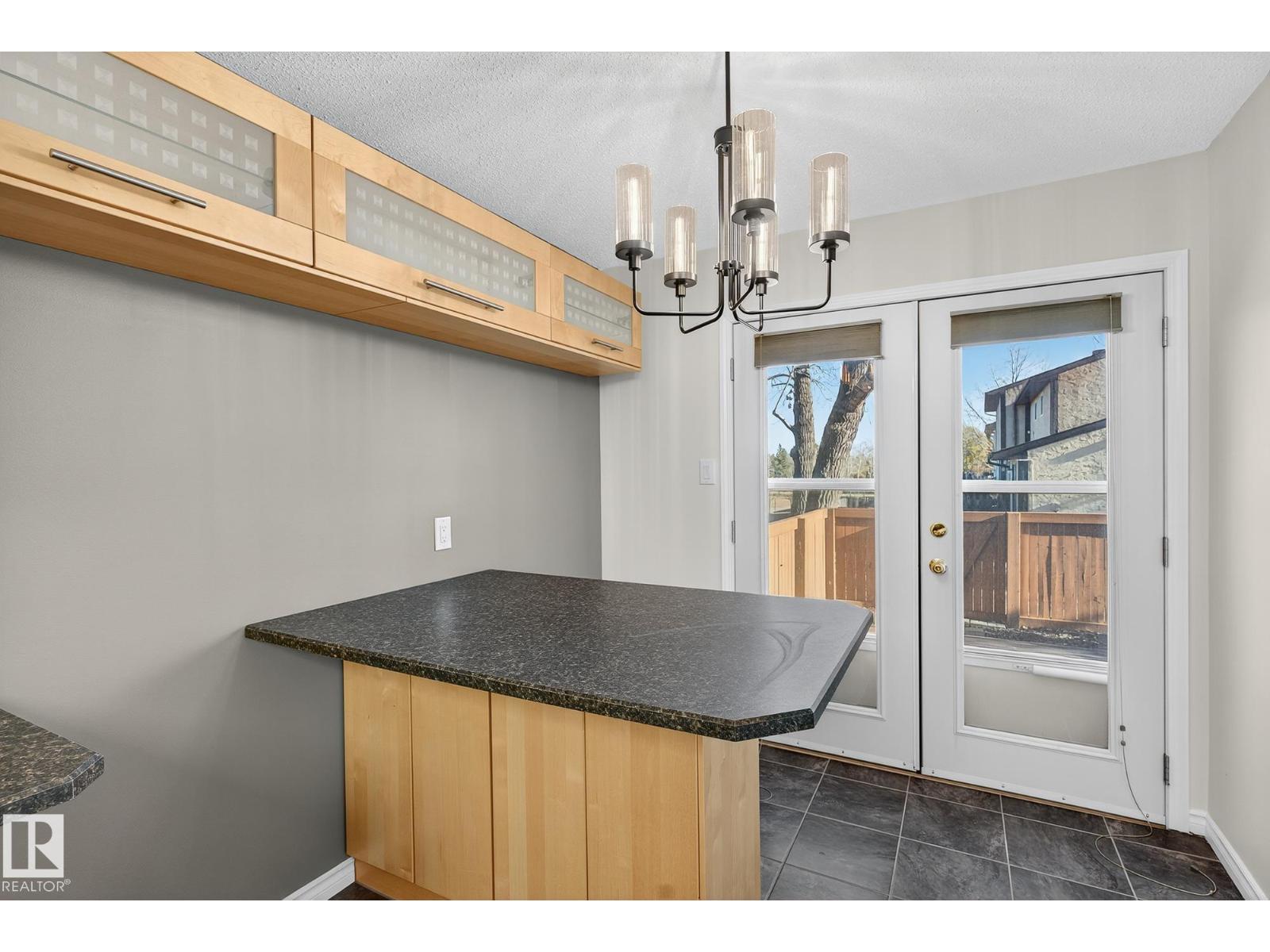 208 Chateau Pl Nw, Edmonton, Alberta  T5T 1V3 - Photo 14 - E4464048