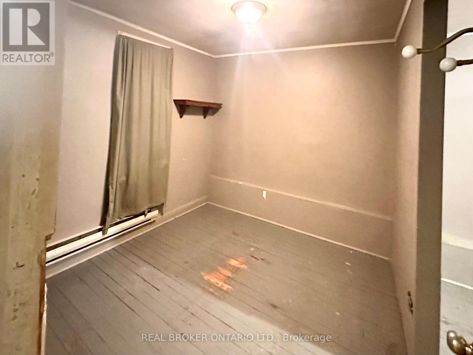 43 Beckwith Street, Smiths Falls, Ontario  K7A 2B4 - Photo 20 - X12492486