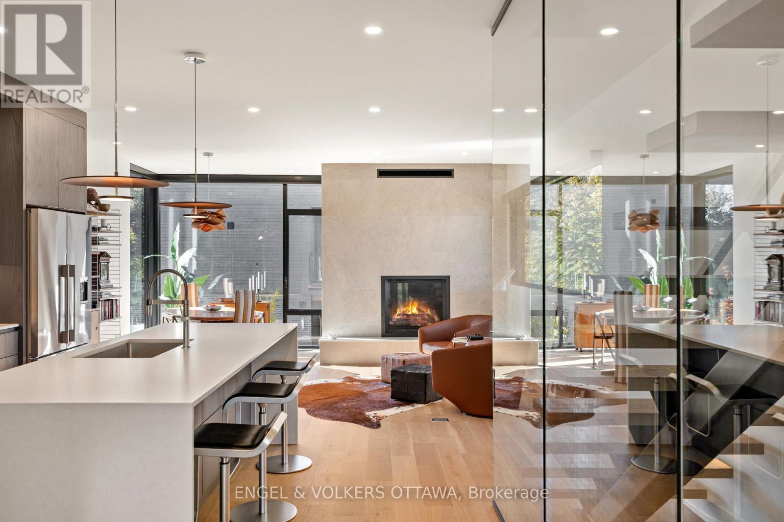 127 Peridot Private, Ottawa, Ontario  K2C 3M3 - Photo 4 - X12492508