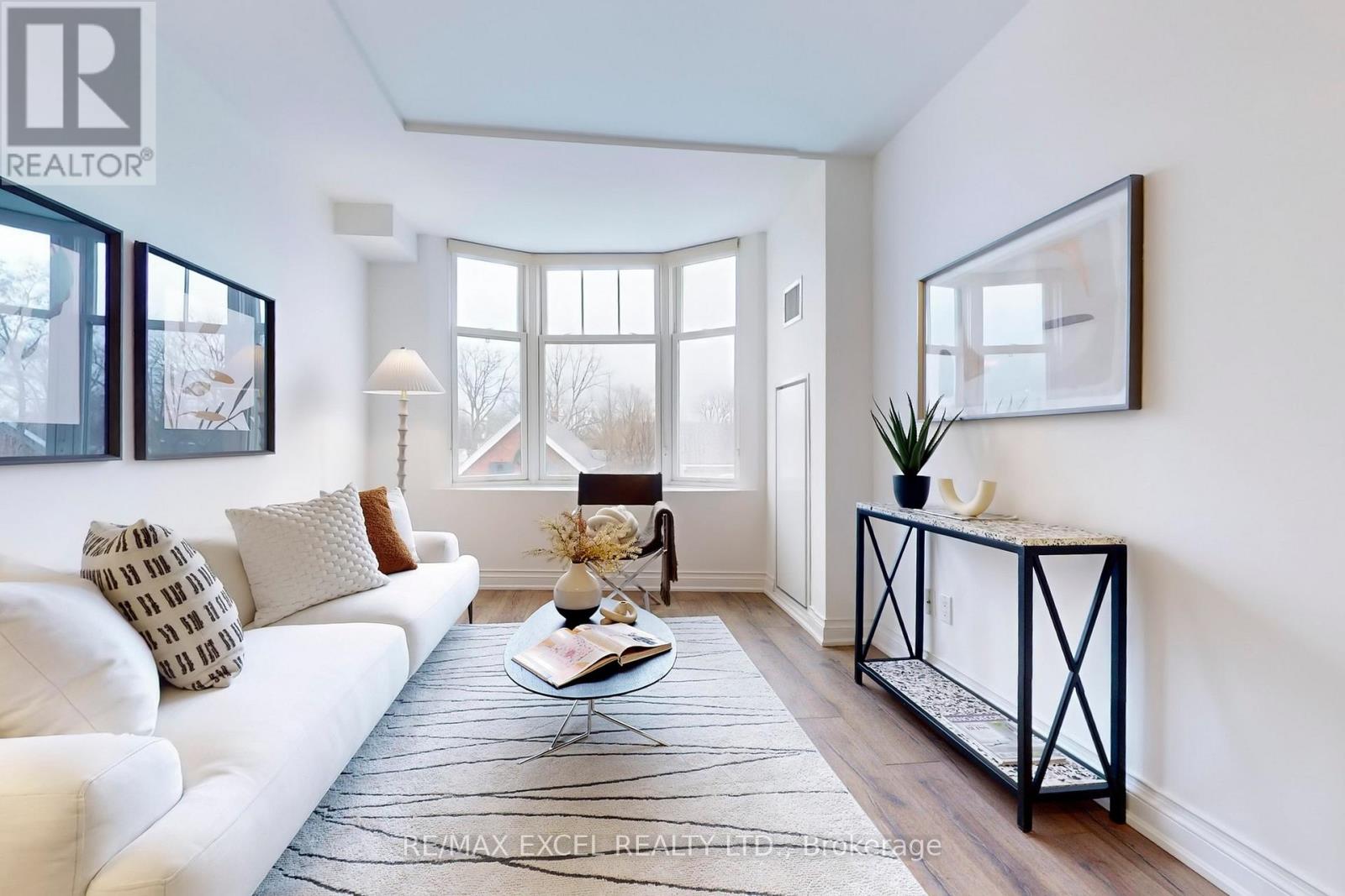 327 - 68 Main Street, Markham, Ontario  L3P 0N5 - Photo 2 - N12492134