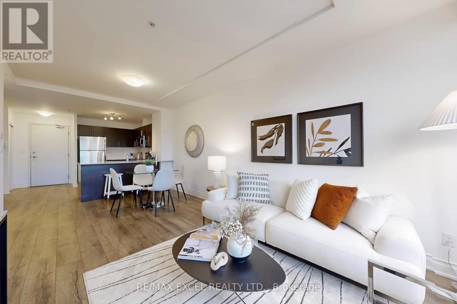 327 - 68 Main Street, Markham, Ontario  L3P 0N5 - Photo 5 - N12492134