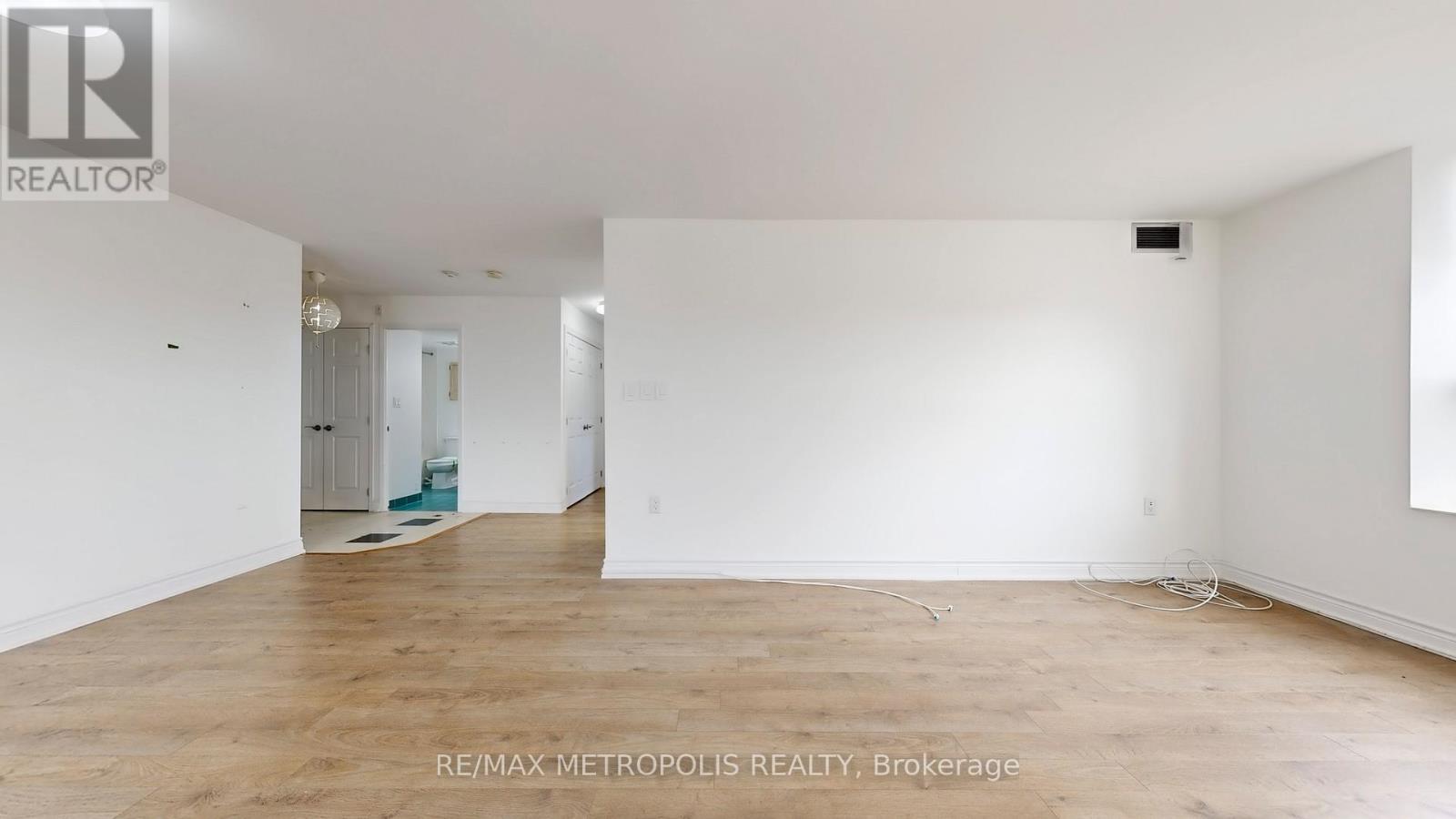 412 - 2200 John Street, Markham, Ontario  L3T 7S7 - Photo 11 - N12492188