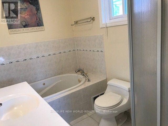 Main - 33 Pheasant Valley Court, Markham, Ontario  L3T 2H2 - Photo 9 - N12492192