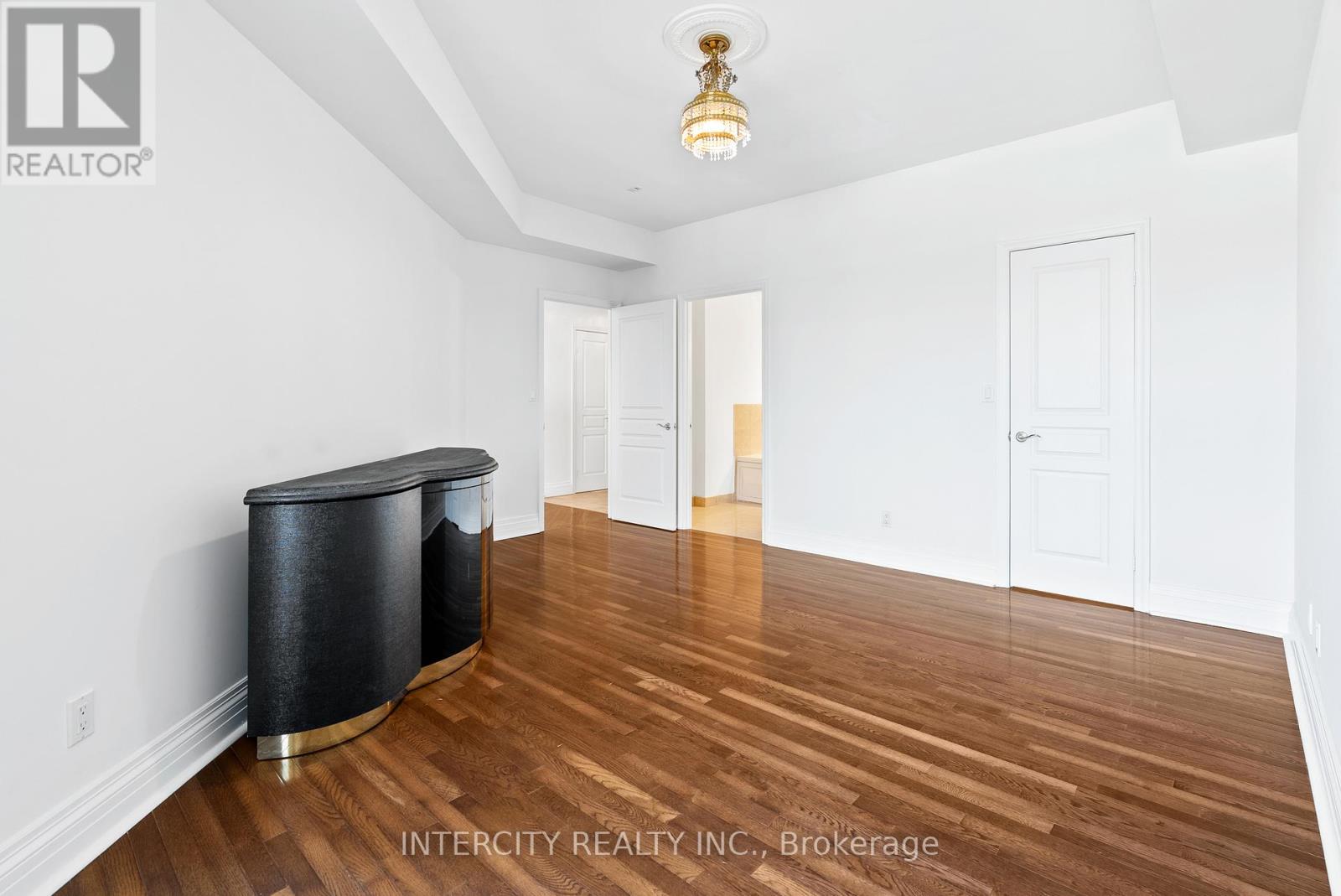 607 - 1 Cordoba Drive, Vaughan, Ontario  L4J 8S3 - Photo 16 - N12492202