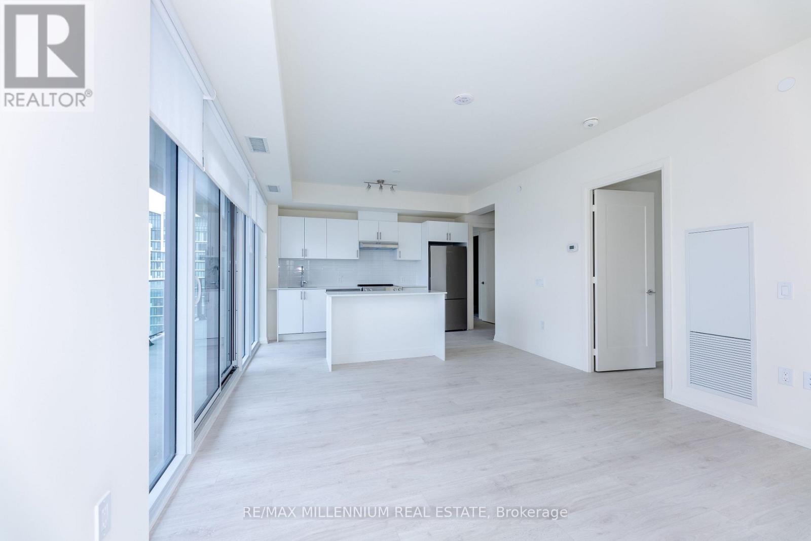 2310 - 8960 Jane Street, Vaughan, Ontario  L4L 0N9 - Photo 11 - N12492272