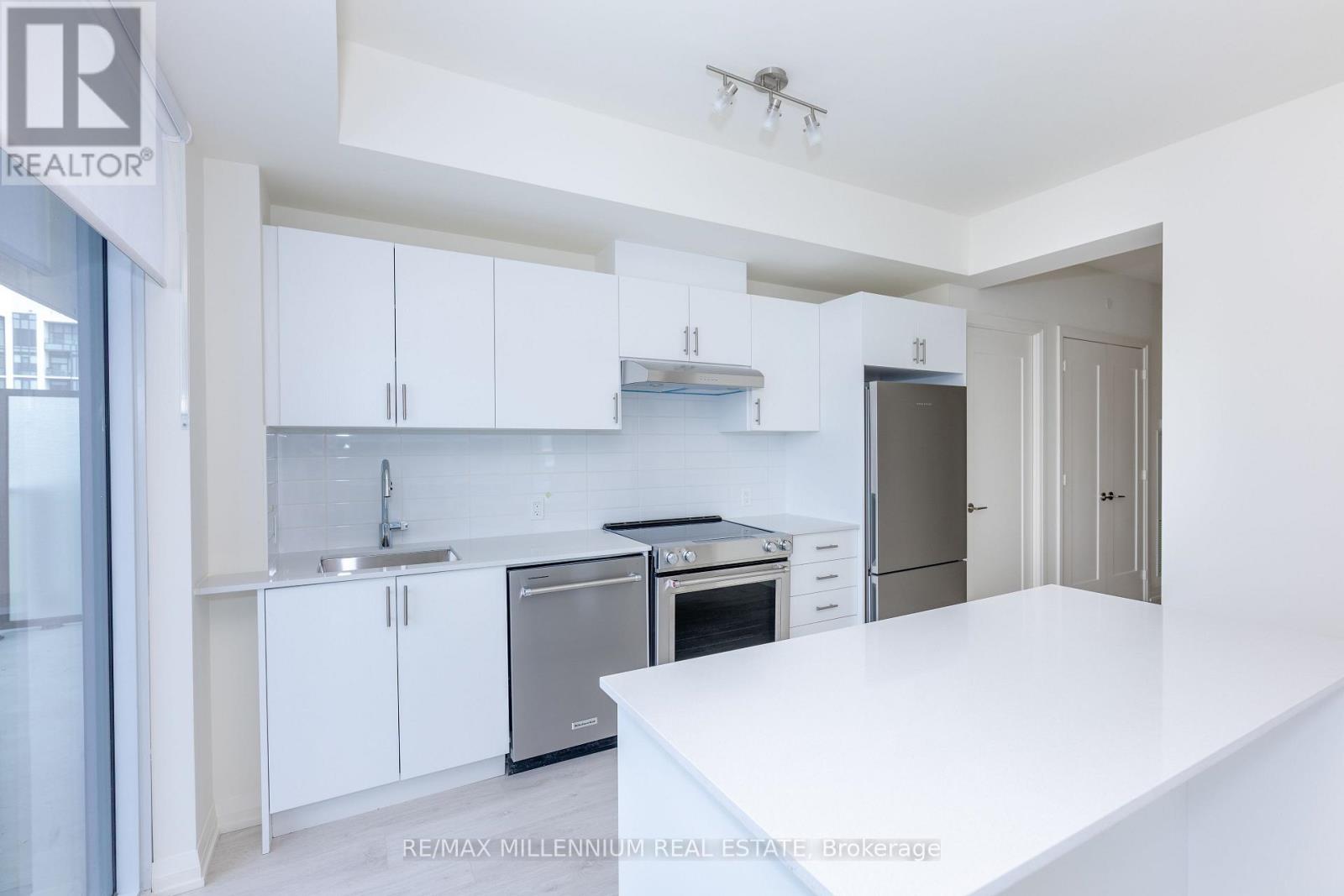 2310 - 8960 Jane Street, Vaughan, Ontario  L4L 0N9 - Photo 15 - N12492272