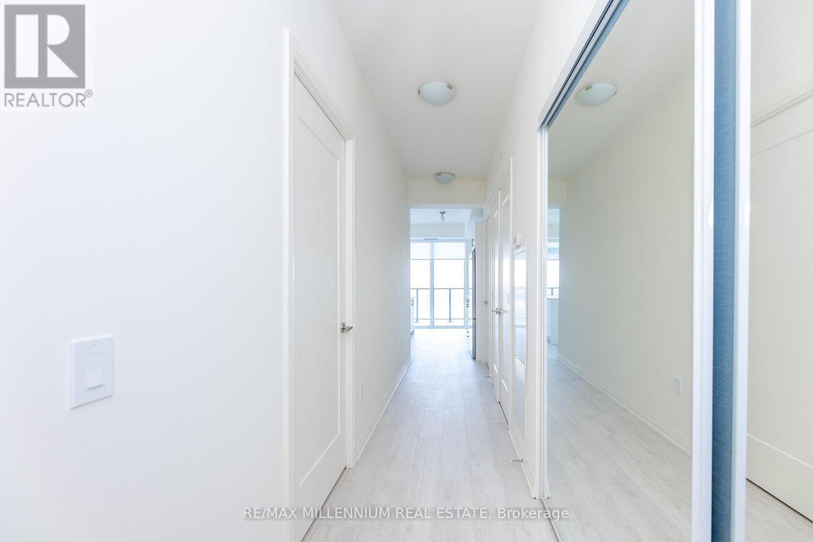 2310 - 8960 Jane Street, Vaughan, Ontario  L4L 0N9 - Photo 8 - N12492272