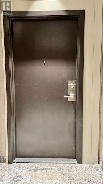 #512 - 38 Honeycrisp Crescent N, Vaughan, Ontario  L4K 0M8 - Photo 3 - N12492378