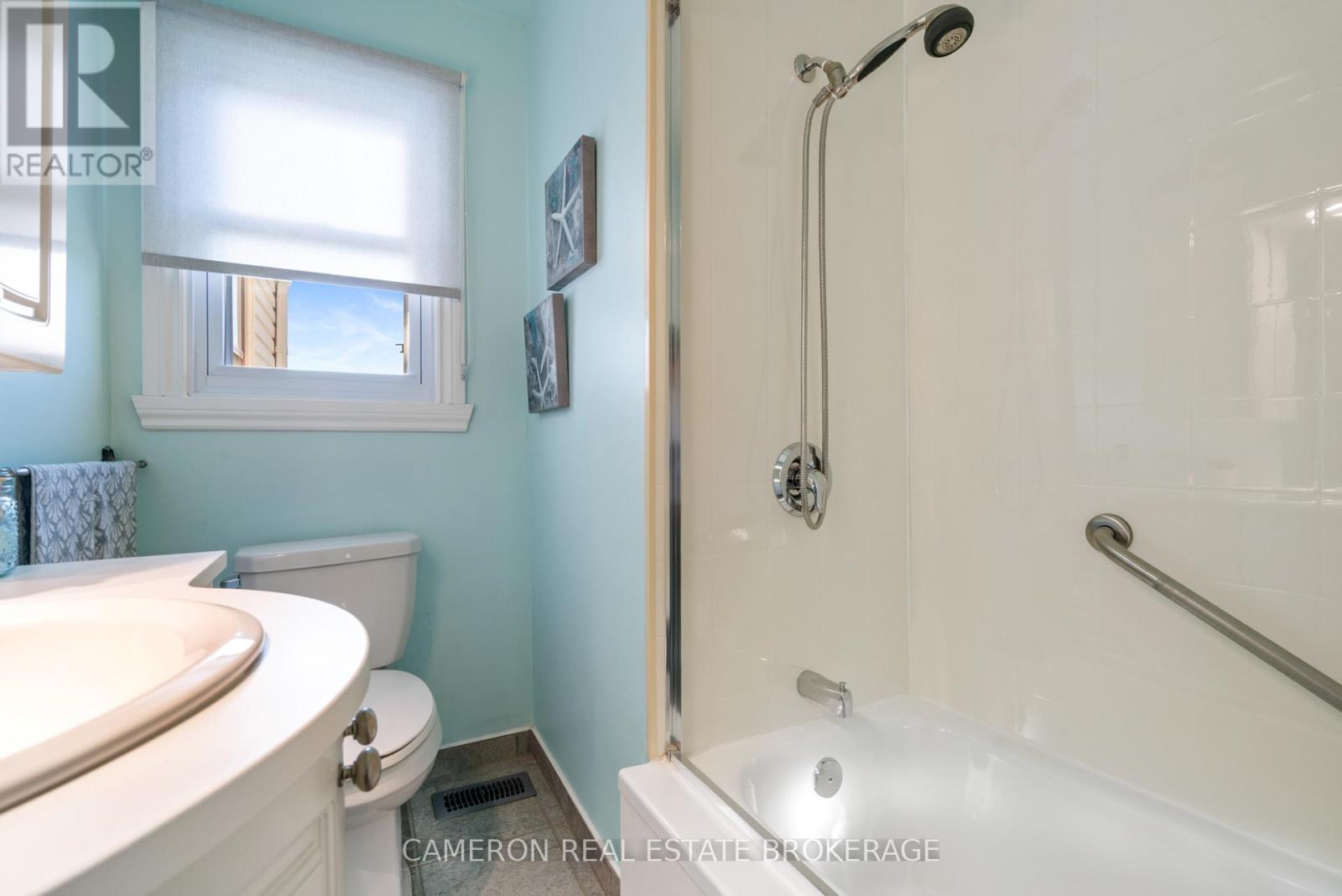 127 Anthony Street, Cornwall, Ontario  K6H 5J9 - Photo 12 - X12492574