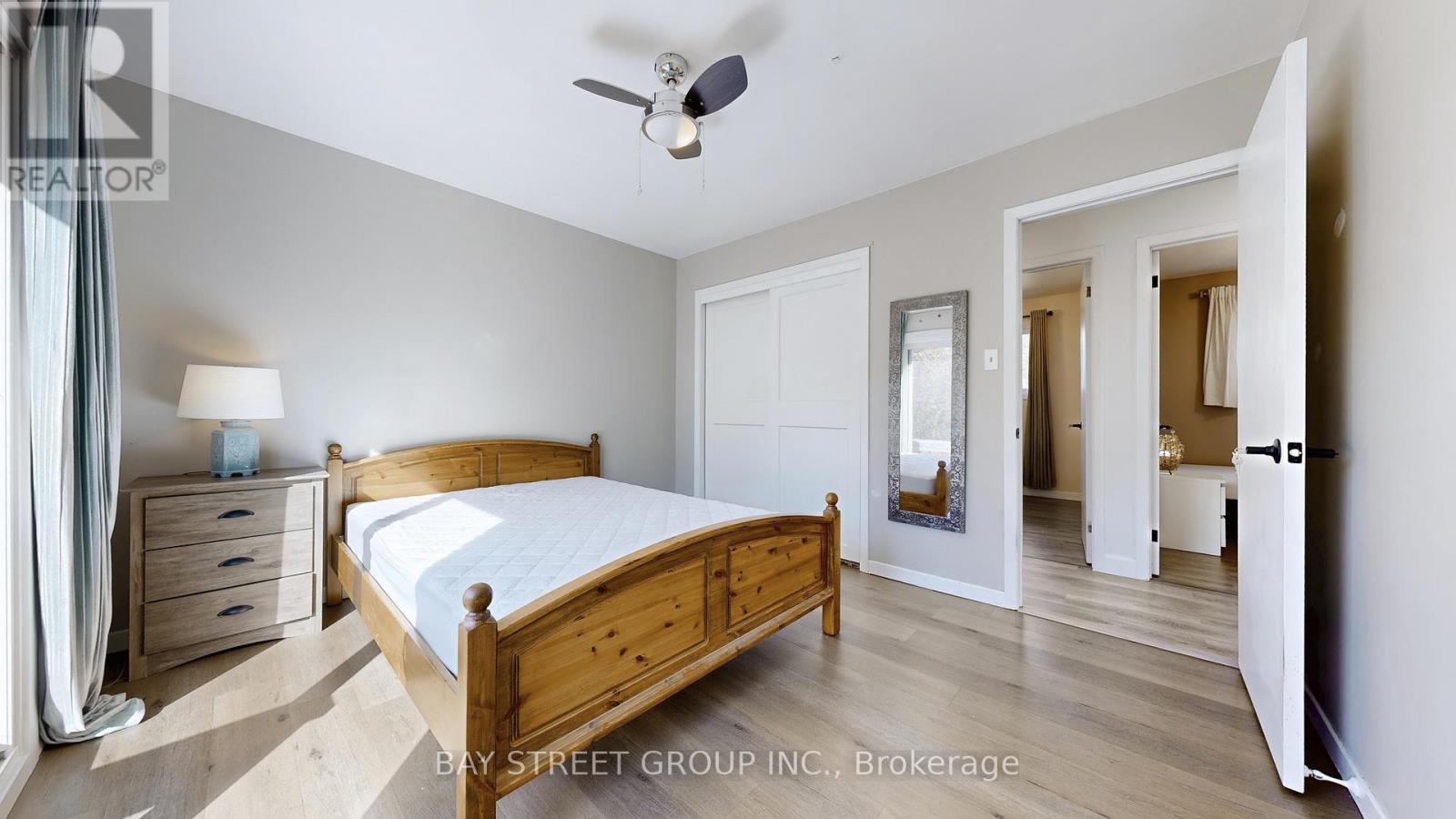 Main Floor - 142 Patterson Road, Barrie (Ardagh), Ontario  L4N 3W4 - Photo 17 - S12492194