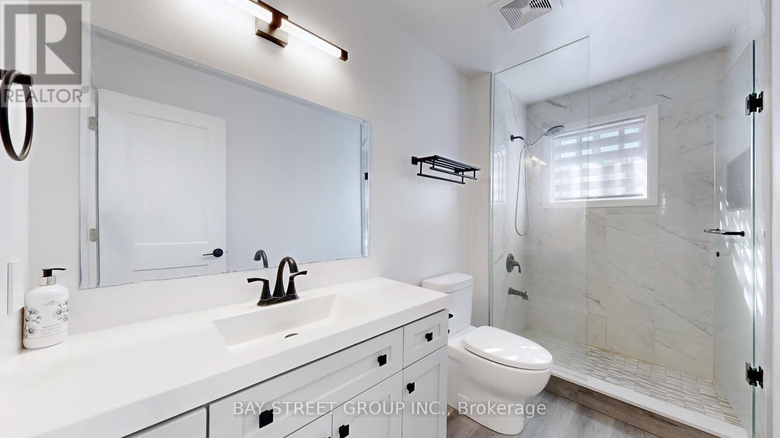 Main Floor - 142 Patterson Road, Barrie (Ardagh), Ontario  L4N 3W4 - Photo 24 - S12492194