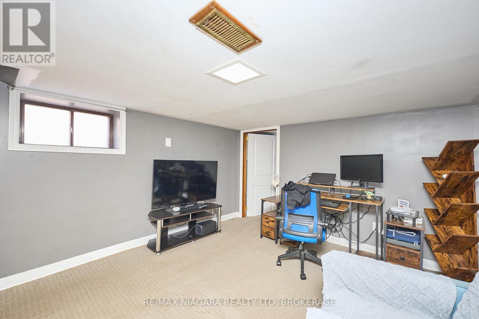 4660 Sixth Avenue, Niagara Falls (Cherrywood), Ontario  L2E 4T5 - Photo 19 - X12492496