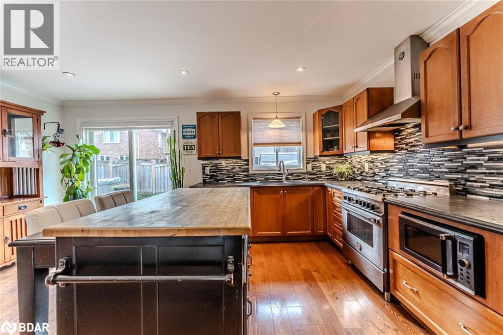 95 Crompton Drive, Barrie, Ontario  L4M 6P1 - Photo 5 - 40784478