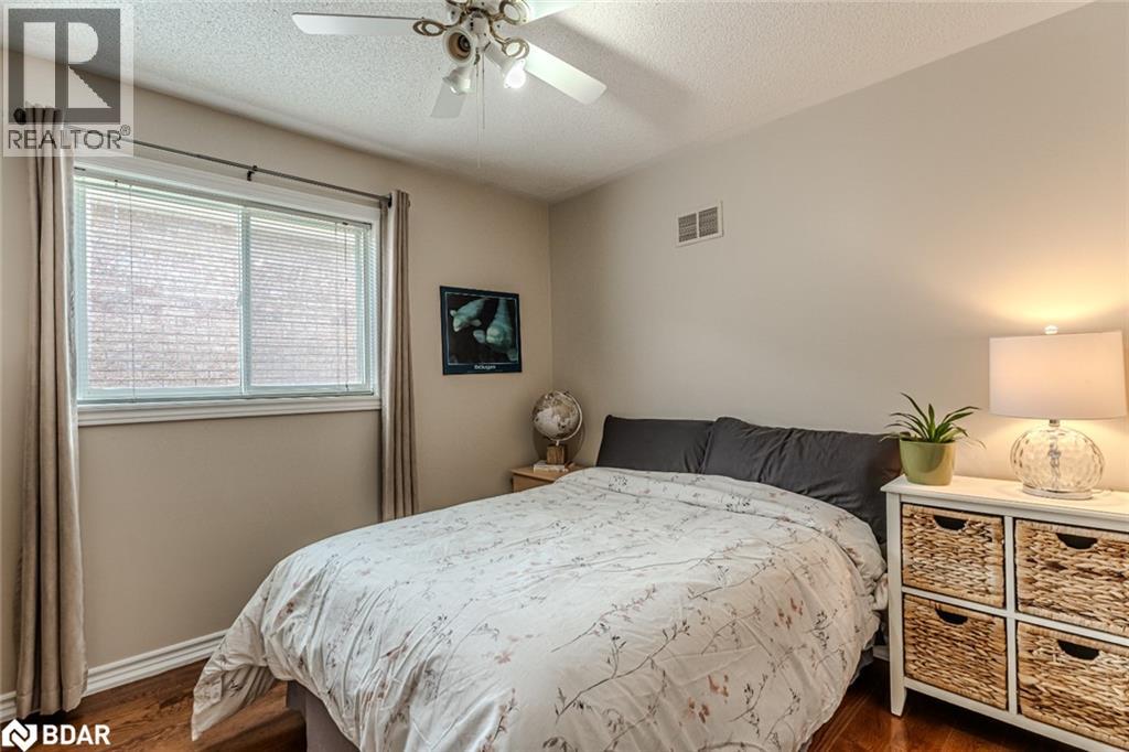 95 Crompton Drive, Barrie, Ontario  L4M 6P1 - Photo 9 - 40784478