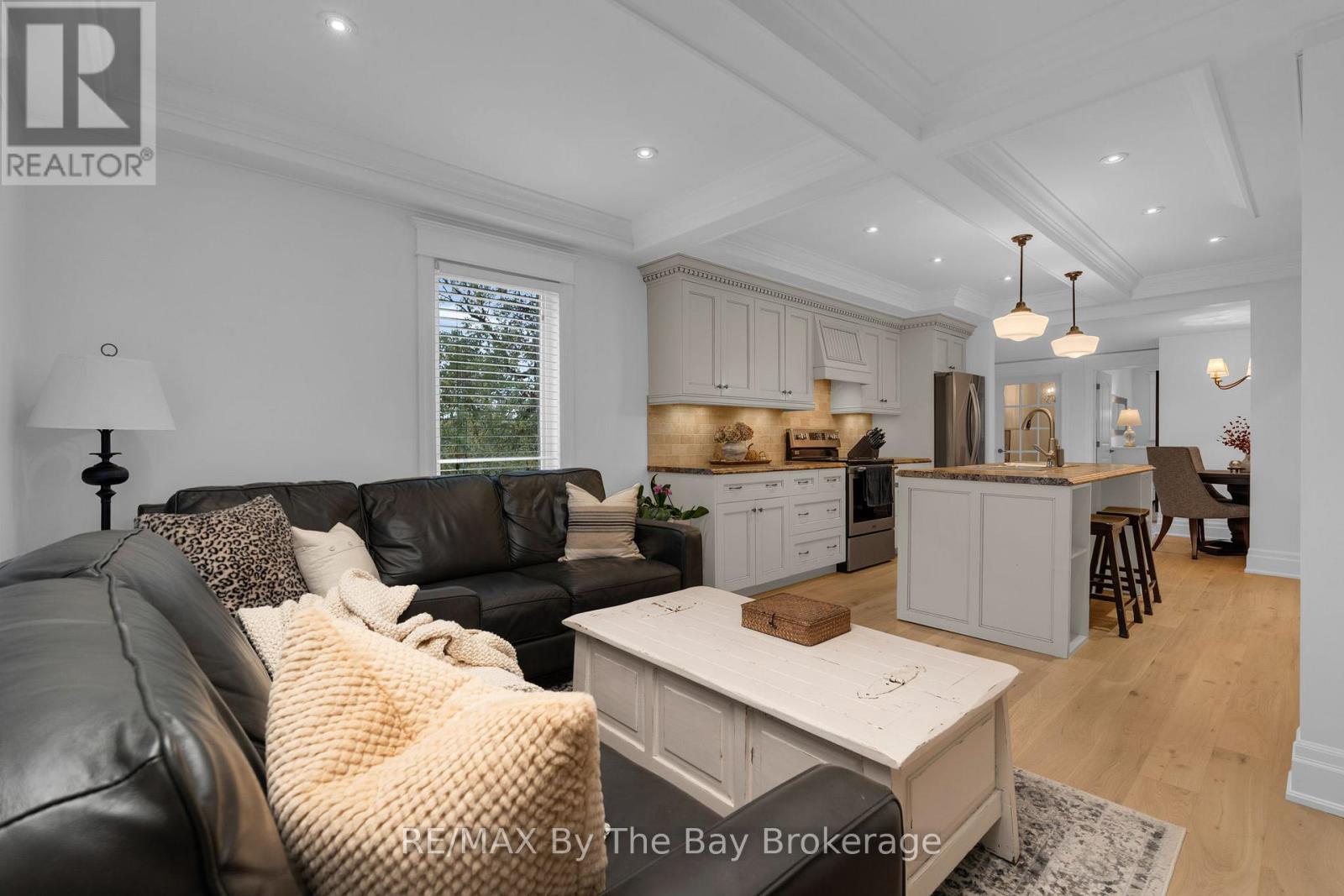 206 Centennial Drive, Midland, Ontario  L4R 5J4 - Photo 13 - S12492556