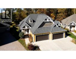 69 RED OAK CRESCENT, Amherstburg, Ontario