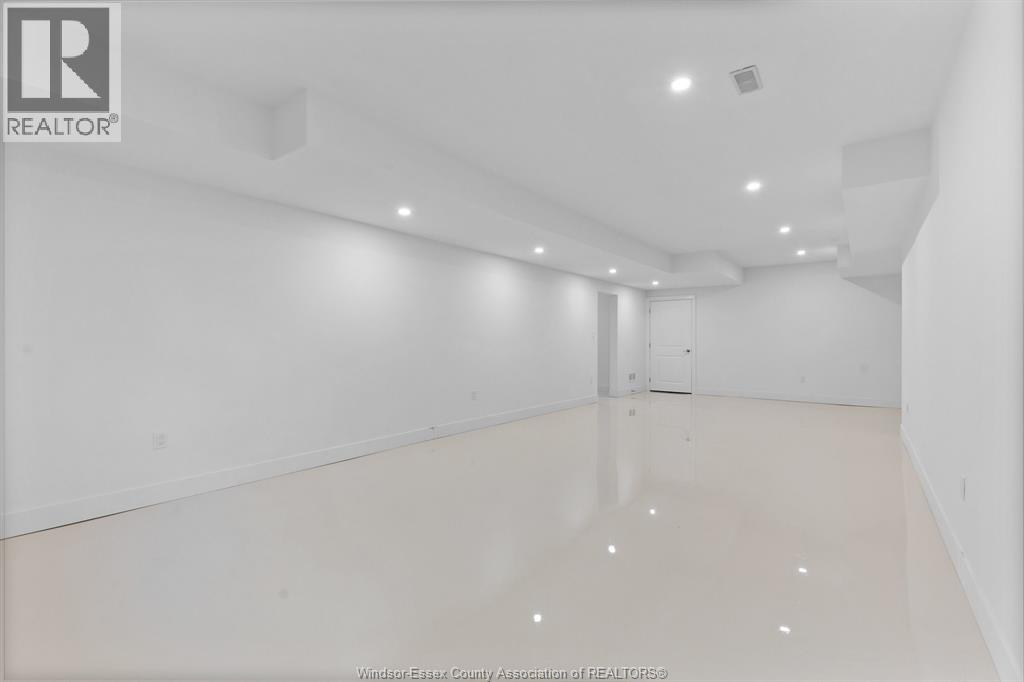 69 Red Oak Crescent, Amherstburg, Ontario  N9V 4C4 - Photo 5 - 25027401