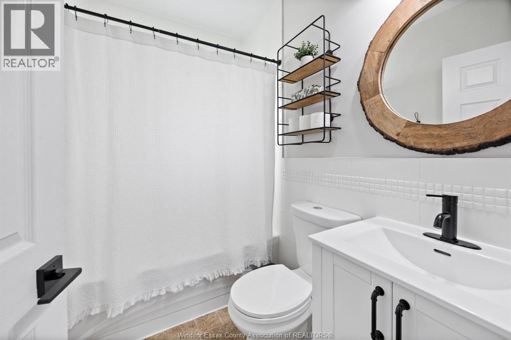 210 Pierre Avenue, Lakeshore, Ontario  N0R 1C0 - Photo 4 - 25027598