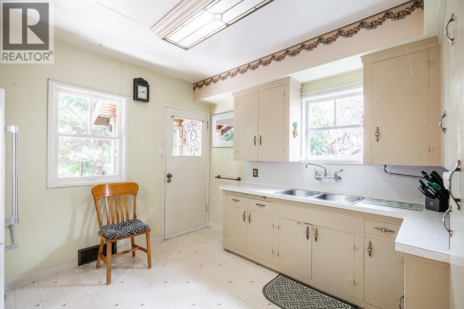 403 Sixth Avenue, New Westminster, British Columbia  V3L 1T9 - Photo 12 - R3045779