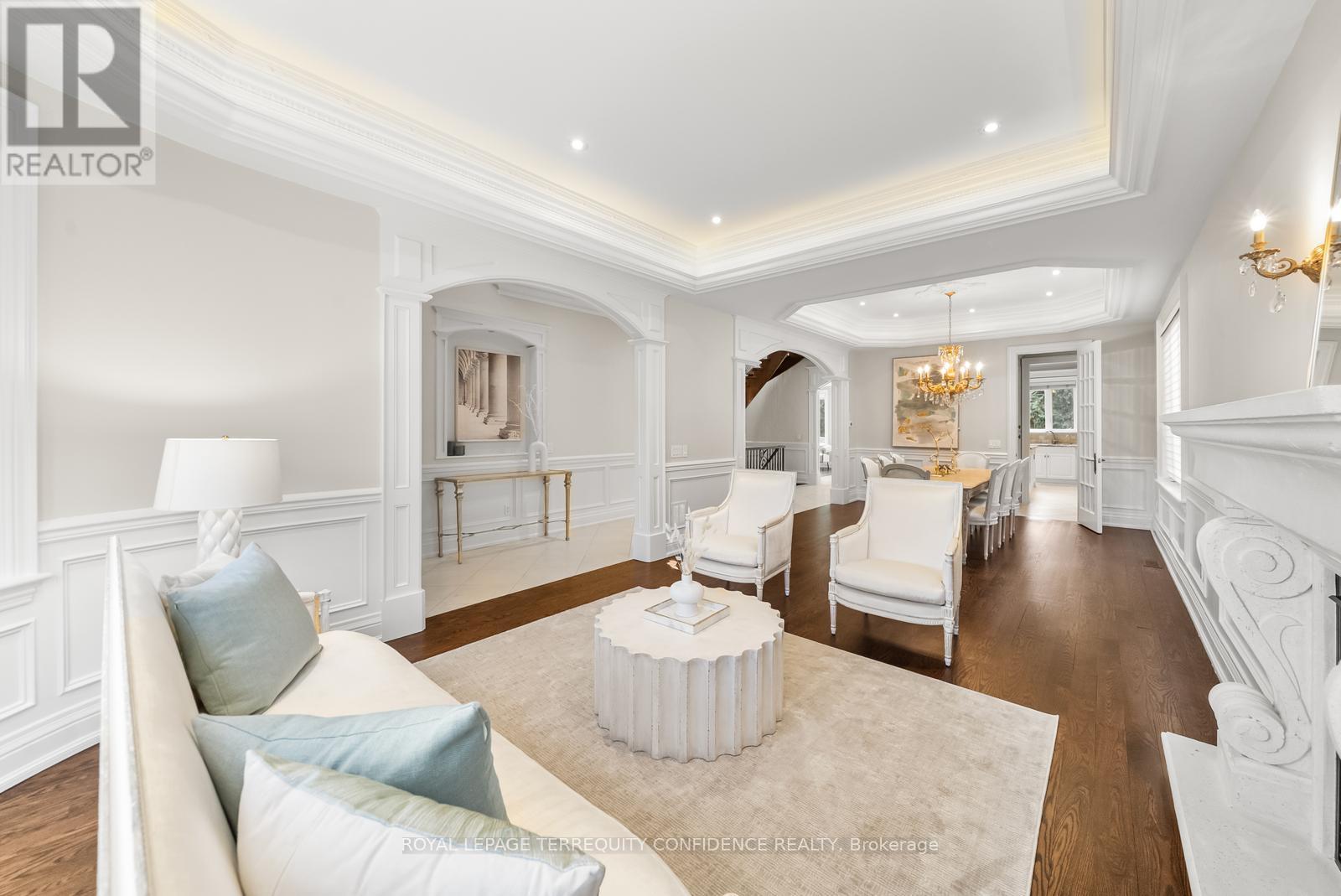 255 Dunview Avenue, Toronto (Willowdale East), Ontario  M2N 4J3 - Photo 3 - C12490160