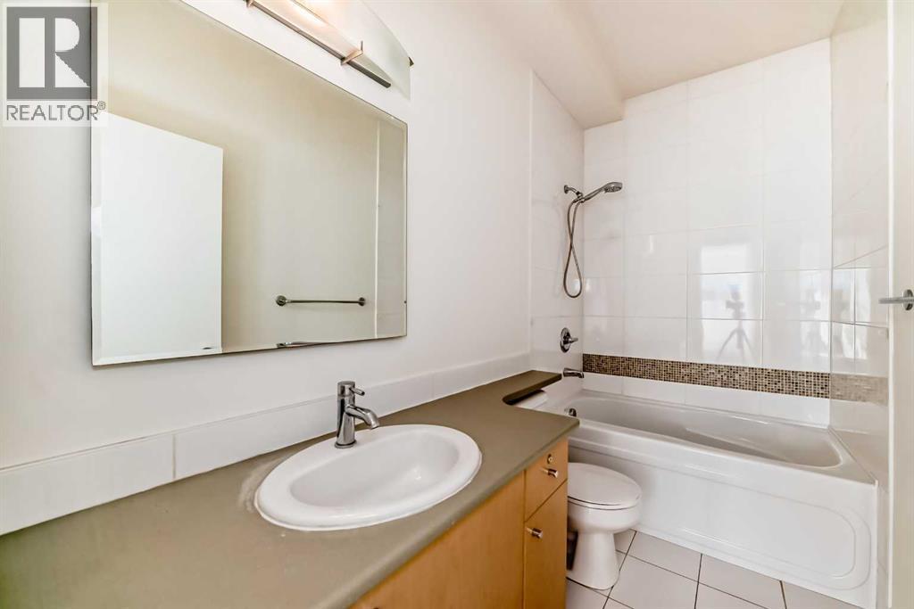 408, 1010 Centre Avenue Ne, Calgary, Alberta  T2E 9C4 - Photo 11 - A2257873
