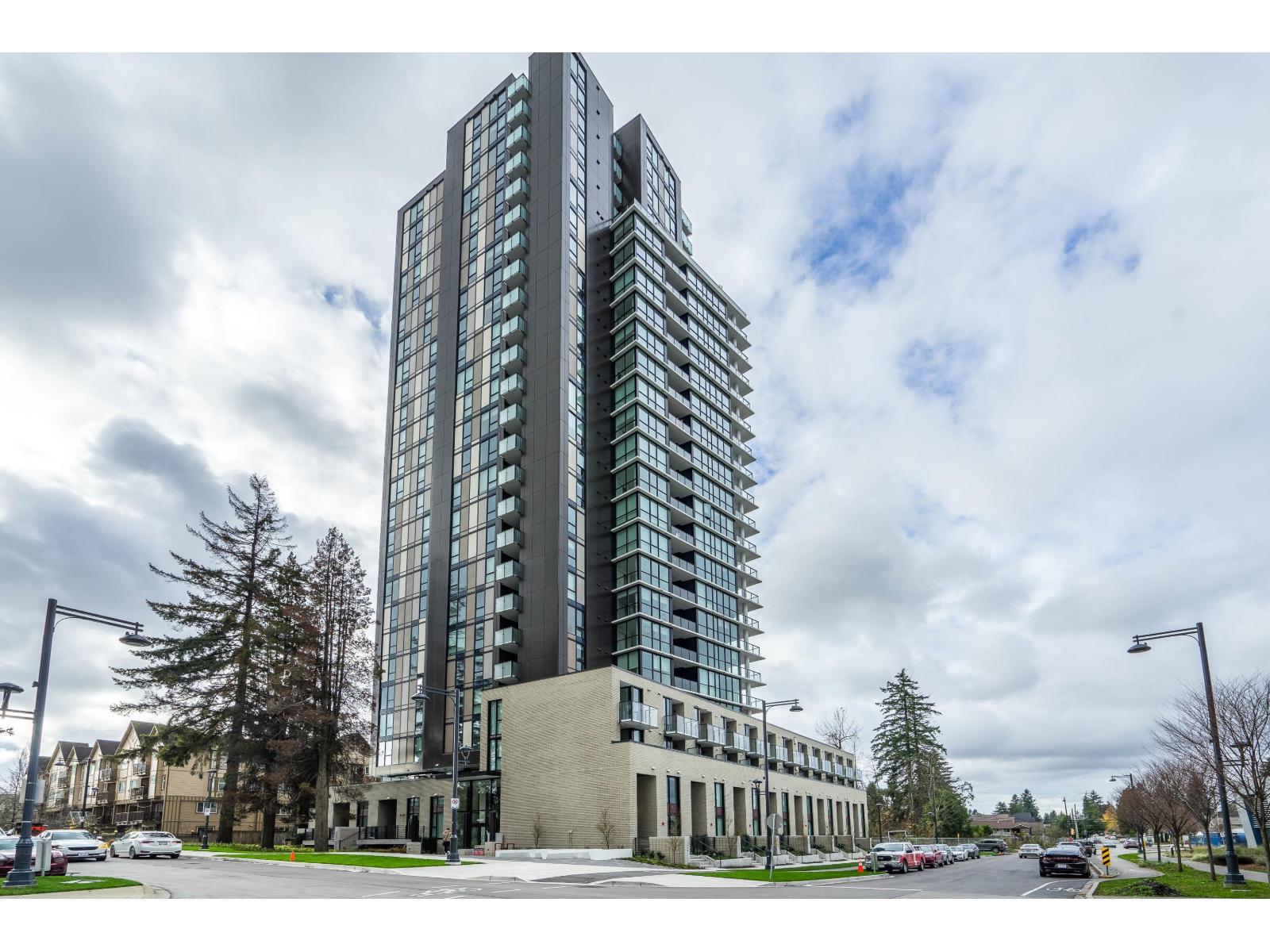 2604 10333 133 Street, Surrey, British Columbia  V3R 2H4 - Photo 1 - R3061793