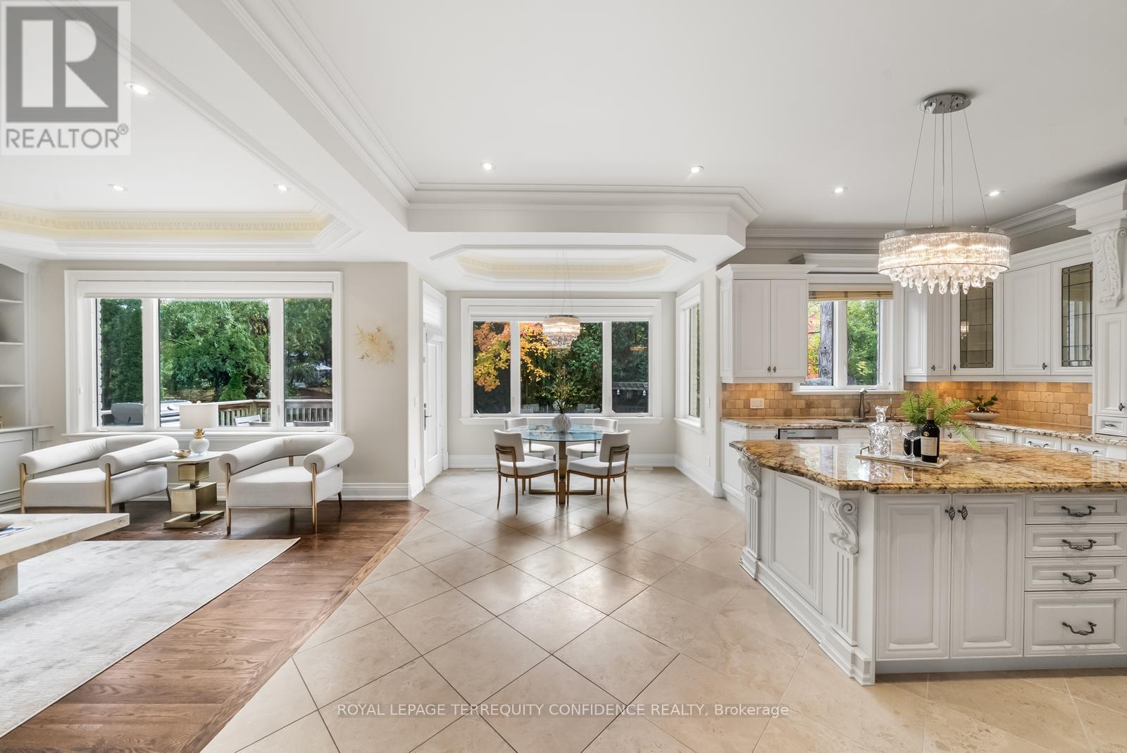 255 Dunview Avenue, Toronto (Willowdale East), Ontario  M2N 4J3 - Photo 7 - C12490160